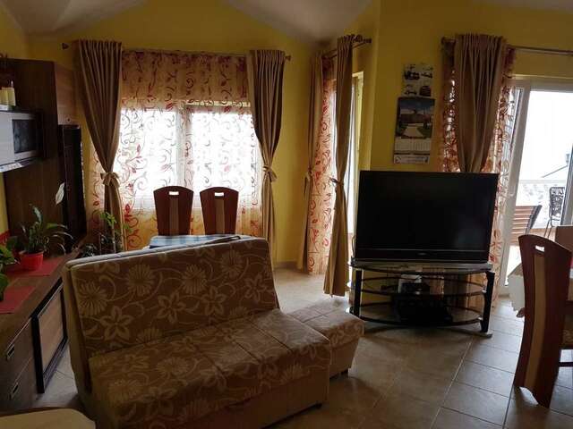 Апартаменты Porodicni apartman Херцег-Нови-10